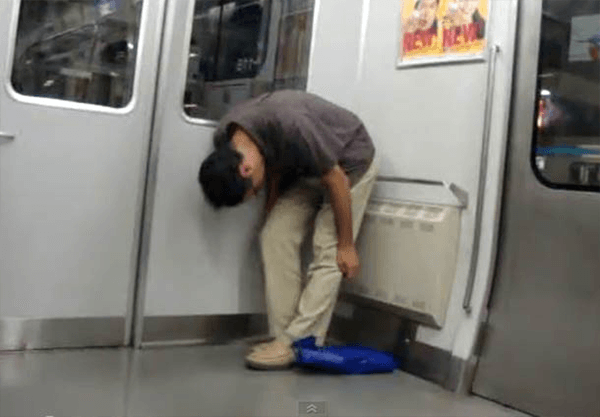 france japon japonais dormir metro