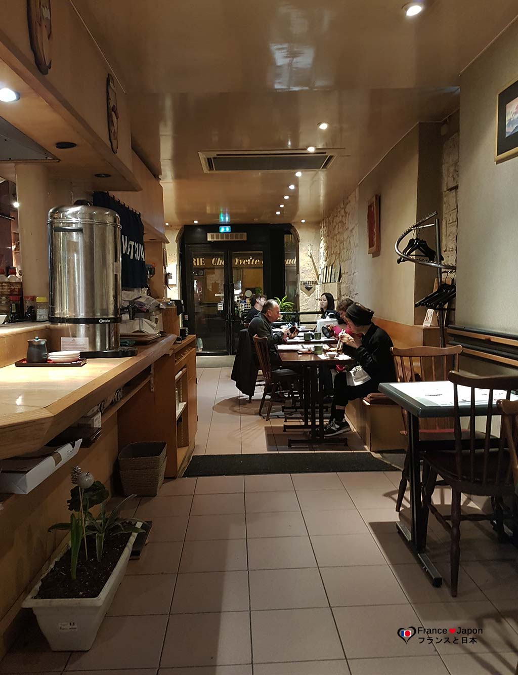 meilleurrestaurantjaponaisparissushisashimi2 France Japon